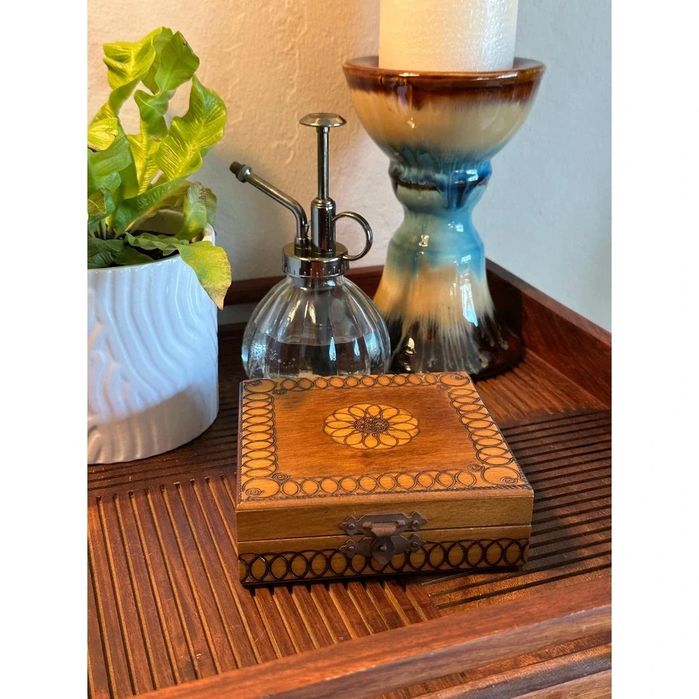 Vintage Hand Burned Pyrography Jewelry Box Small Wooden Trinket  Storage